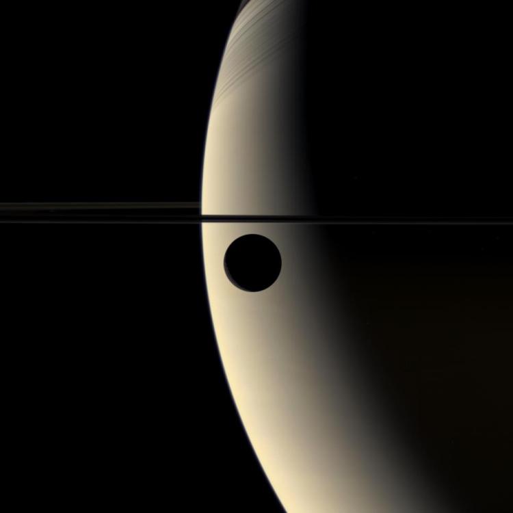 4. Crescent Rhea Occults Crescent Saturn 